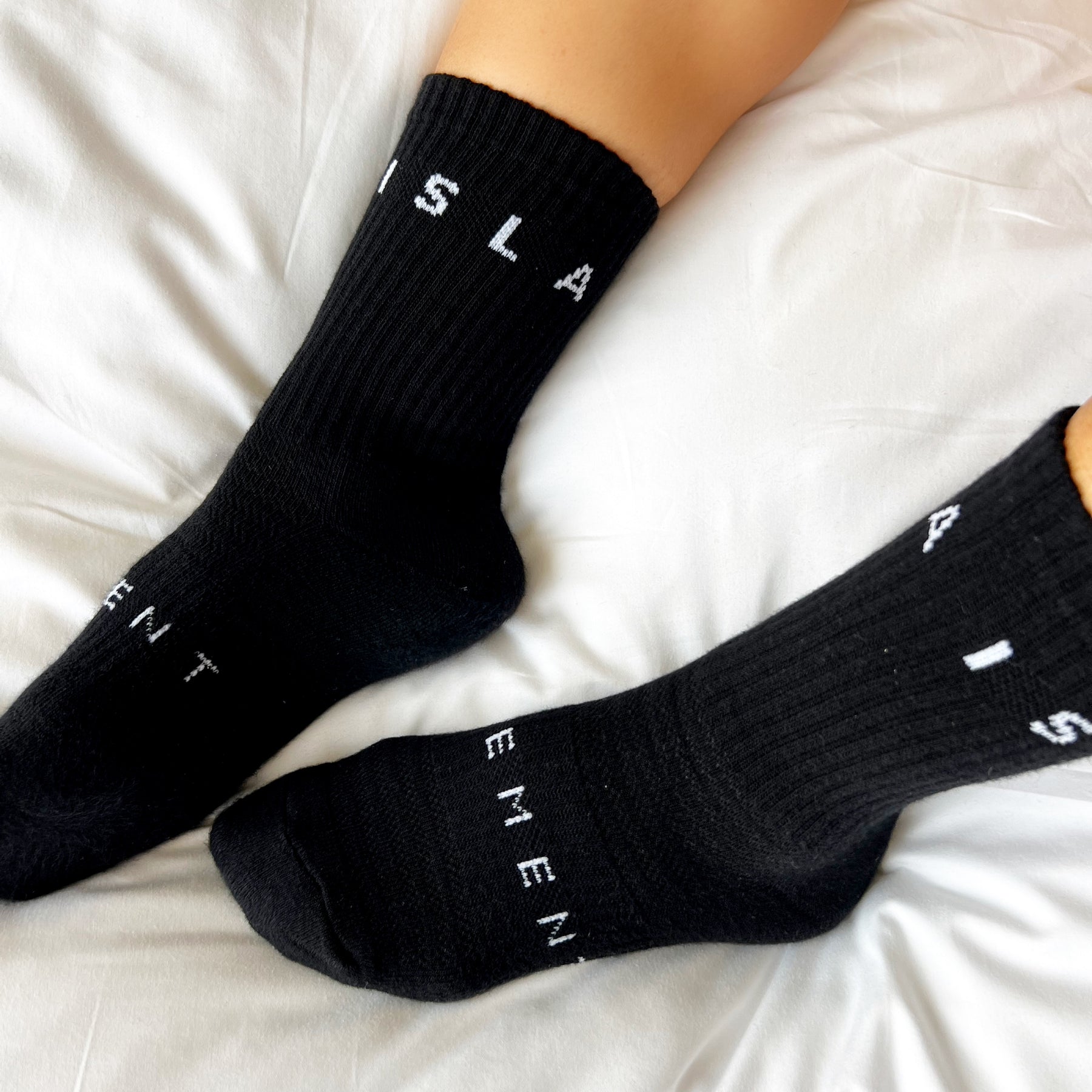 ISLA Socks – islamovement